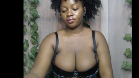 Zoey online show from 11-05-25, 12:16