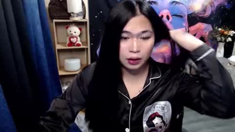 Snapshot of queenofcum169xx chatting on 11-13-25, 07:13 Mikka online show from 11-13-25, 07:13