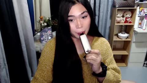 Mikka online show from 07-19-26, 04:22