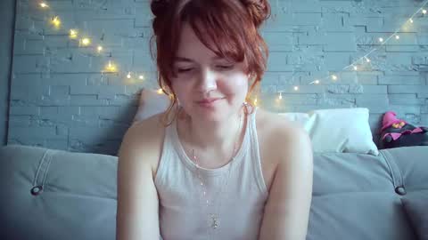 Snapshot of queenofmodels chatting on 02-27-25, 01:28 QueenOfModels online show from 02-27-25, 01:28