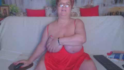 Snapshot of queenpammy chatting on 02-12-25, 03:49 QueenPammy online show from 02-12-25, 03:49