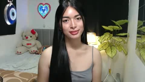 QueenPinay69 online show from 11-20-25, 07:08