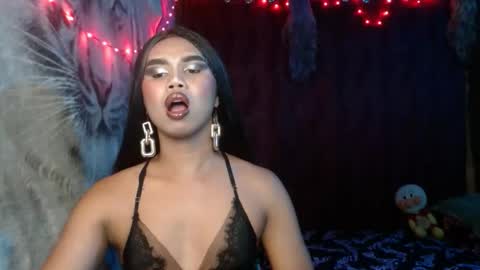 queenpinayebony_xx online show from 05-29-26, 03:10