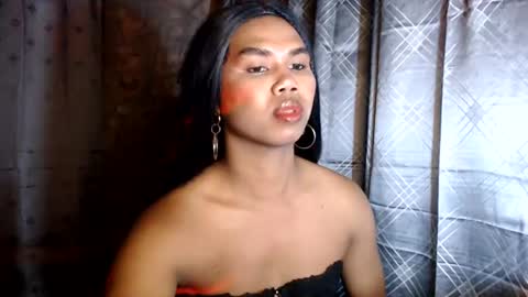 queenpinayebony_xx online show from 07-19-26, 11:47
