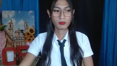 queensteffi online show from 02-06-25, 10:04