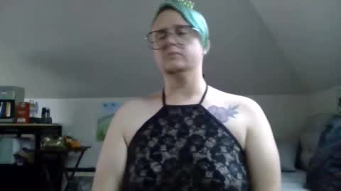 queerlyjaz online show from 09-11-25, 05:46