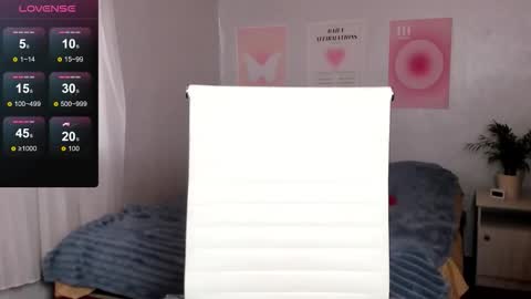 Anna online show from 03-26-26, 07:03