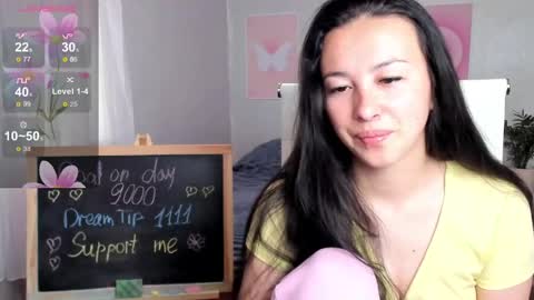 Anna online show from 05-20-26, 05:35