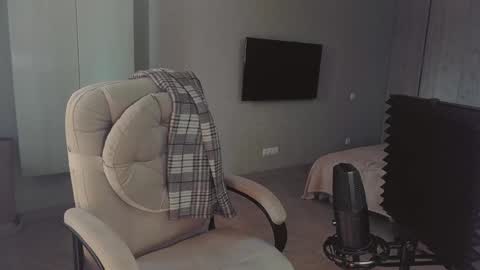 quietluxury online show from 05-20-26, 12:11