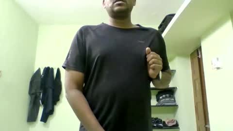 Snapshot of quietlyyours chatting on 02-18-26, 04:03 quietlyyours online show from 02-18-26, 04:03