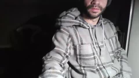 Snapshot of quinsanre chatting on 01-15-25, 11:19 Bones online show from 01-15-25, 11:19