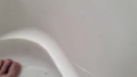 Snapshot of qwartz0623 chatting on 01-11-26, 02:22 qwartz0623 online show from 01-11-26, 02:22