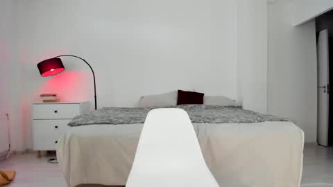 Snapshot of r00xvel chatting on 12-13-24, 07:47 r00xvel online show from 12-13-24, 07:47