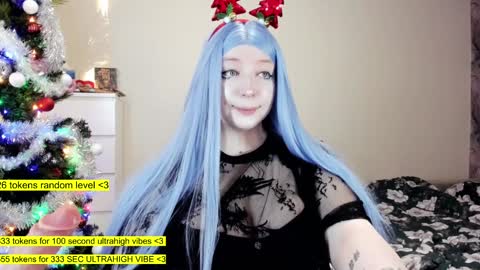 Snapshot of raaaaaaawr chatting on 12-31-24, 08:04 - online show from 12-31-24, 08:04