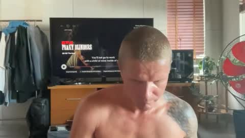rabbit_eyes69 online show from 05-19-26, 07:26
