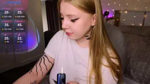 Rebecca  Becc online show from 09-09-25, 04:06