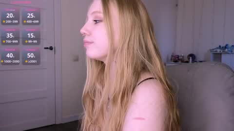 Snapshot of rabbyasti chatting on 04-20-26, 05:16 Rebecca Becc online show from 04-20-26, 05:16
