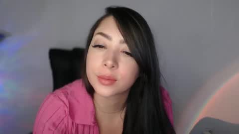 Snapshot of rachel_lamar chatting on 11-20-25, 12:11 online show from 11-20-25, 12:11