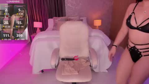 Snapshot of rachel_williamss chatting on 06-19-26, 11:03 rachel online show from 06-19-26, 11:03