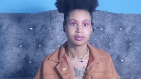 RachelAnn online show from 11-05-25, 01:33