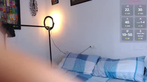 Snapshot of rachell_420 chatting on 05-21-26, 05:20 rachell_420 online show from 05-21-26, 05:20