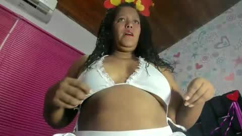 rachell_hot6 online show from 02-14-26, 05:53