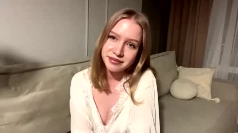 Alice online show from 11-22-25, 03:11