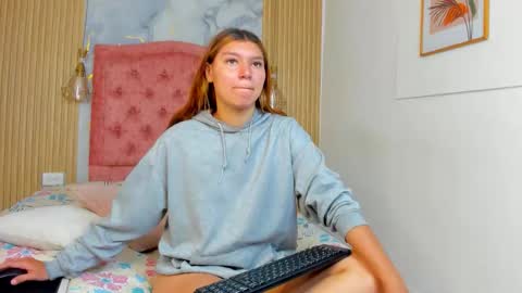 rachellesc online show from 03-24-26, 12:32