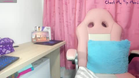 REY online show from 12-18-24, 10:19