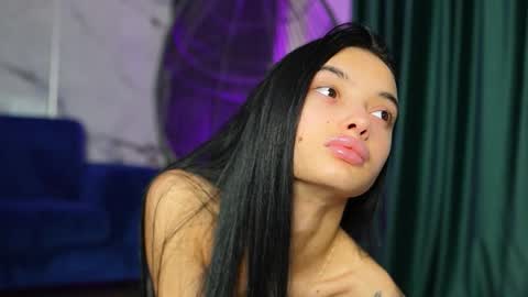 Snapshot of rachelravee chatting on 10-17-25, 04:59 Ann online show from 10-17-25, 04:59