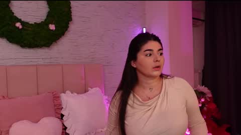 RachelSwaan online show from 10-21-25, 05:19