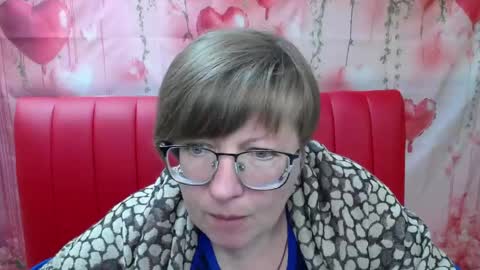 Snapshot of radachudna chatting on 04-19-26, 05:12 RadaChudna online show from 04-19-26, 05:12