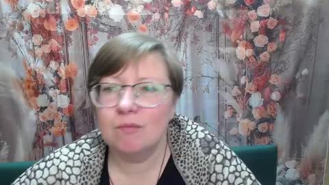 Snapshot of radachudna chatting on 05-06-26, 05:14 RadaChudna online show from 05-06-26, 05:14