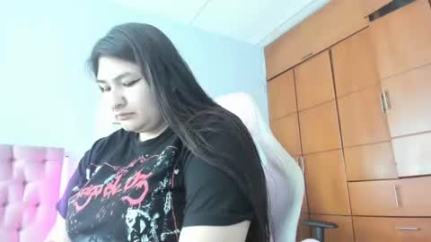 radiantgoddes online show from 12-16-24, 01:22