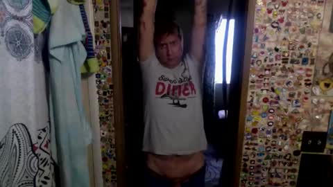 RadSkaterX online show from 04-22-26, 01:08