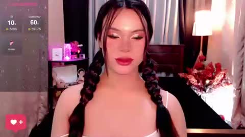 Snapshot of raeganclinton chatting on 09-26-25, 02:04 raeganclinton online show from 09-26-25, 02:04