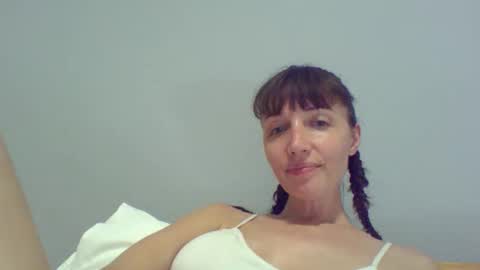 Snapshot of rafaellaraffy chatting on 06-10-26, 03:33 Rafaella online show from 06-10-26, 03:33