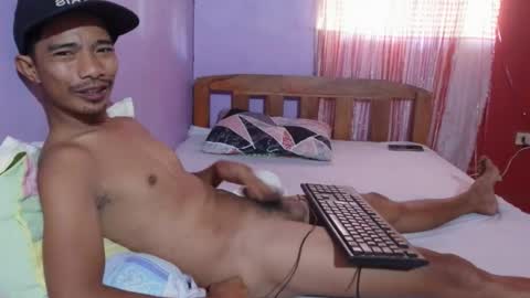 Snapshot of raffyhardcock4u chatting on 07-31-26, 02:00 Raffyhardcock4u online show from 07-31-26, 02:00