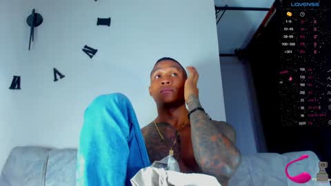 Andres H online show from 12-11-24, 07:09