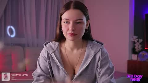 Snapshot of rah_tah_tah chatting on 11-01-25, 07:05 Caroline online show from 11-01-25, 07:05