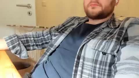 Snapshot of rahmsch chatting on 12-16-25, 11:48 rahmsch online show from 12-16-25, 11:48