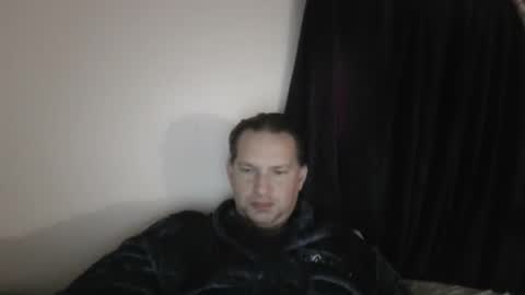 Snapshot of railmaster84000 chatting on 11-27-25, 06:32 railmaster84000 online show from 11-27-25, 06:32