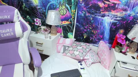 rainbow__coockie online show from 01-01-25, 04:39