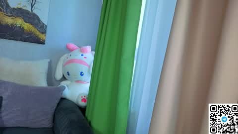 Snapshot of rainevi chatting on 05-22-26, 12:33 rainevi online show from 05-22-26, 12:33