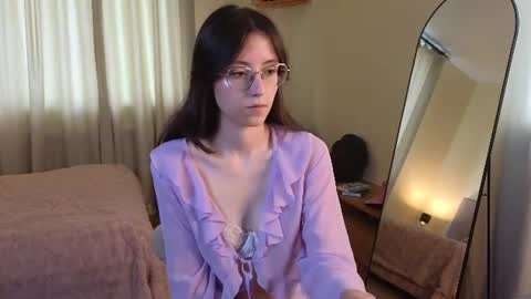 Snapshot of rainybella chatting on 07-19-26, 07:01 rainybella online show from 07-19-26, 07:01
