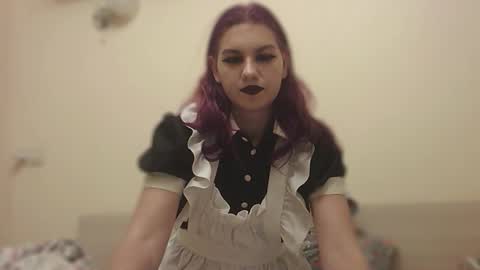 rainyvibe_ online show from 10-22-25, 05:45