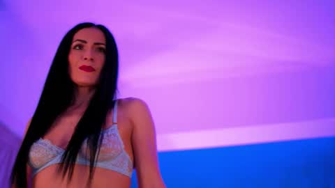 RaisaVawn online show from 01-07-26, 06:38