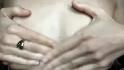 Snapshot of raiyvyn chatting on 02-17-25, 03:25 Ray Ray online show from 02-17-25, 03:25