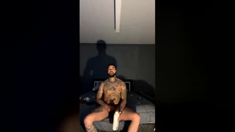 ralerios22 online show from 05-08-26, 01:55