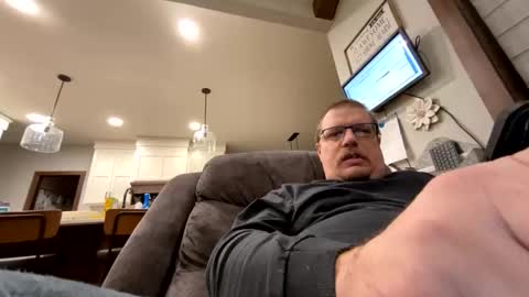 Snapshot of ralph_roberts chatting on 02-25-26, 01:15 Ralph Roberts online show from 02-25-26, 01:15